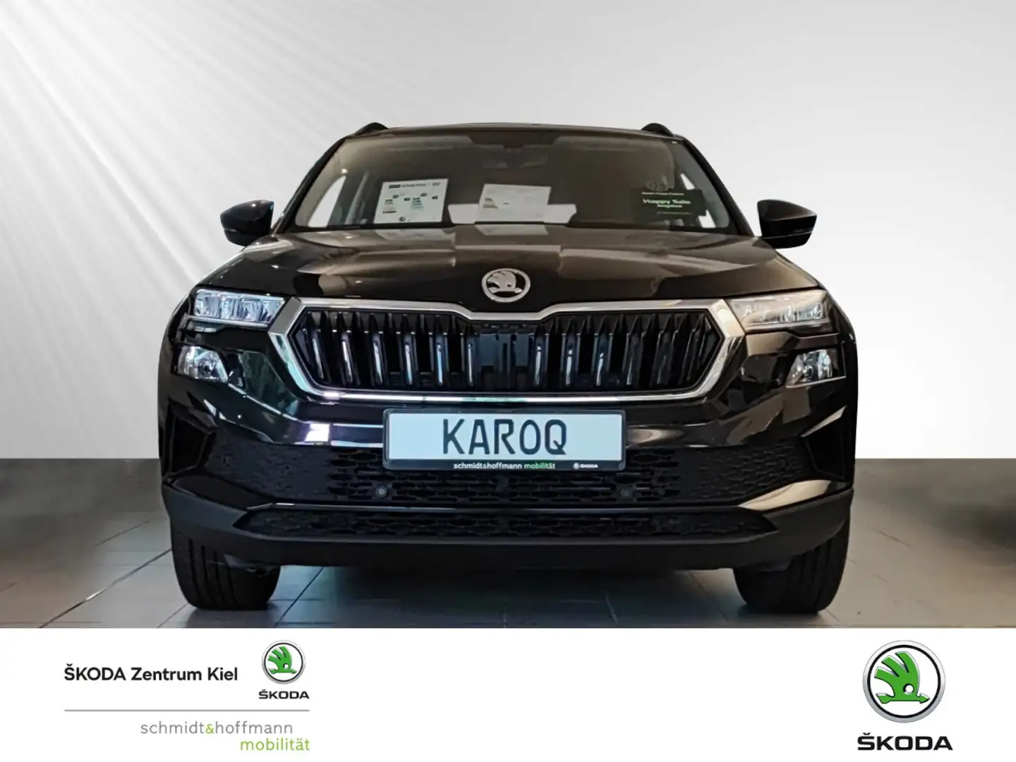 Skoda Karoq Tour 1,0 TSI 81 kW Klima Rückfahrkamera Schwarz - 2