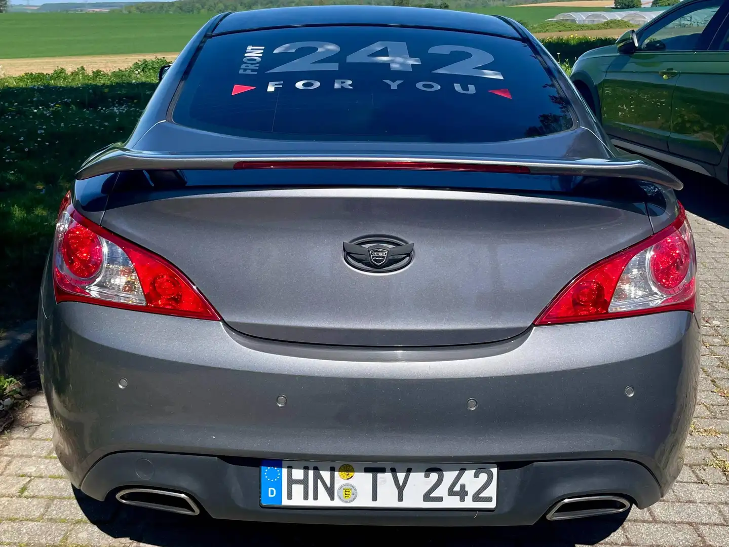Hyundai Genesis Coupe Genesis Coupe 3.8 V6 Grau - 2