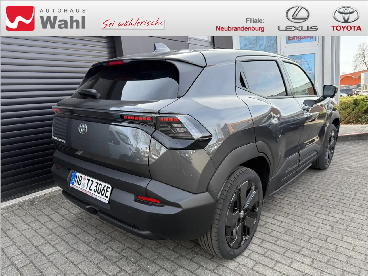 Toyota Urban Cruiser 128 kW FWD Lounge 15