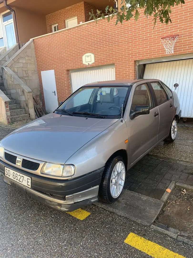 SEAT Cordoba 1.9 D CLX - 2