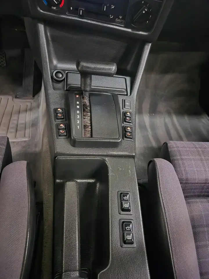 BMW 318i, foto 7