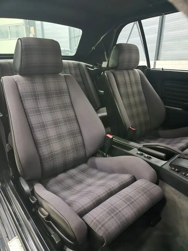 BMW 318i, foto 9