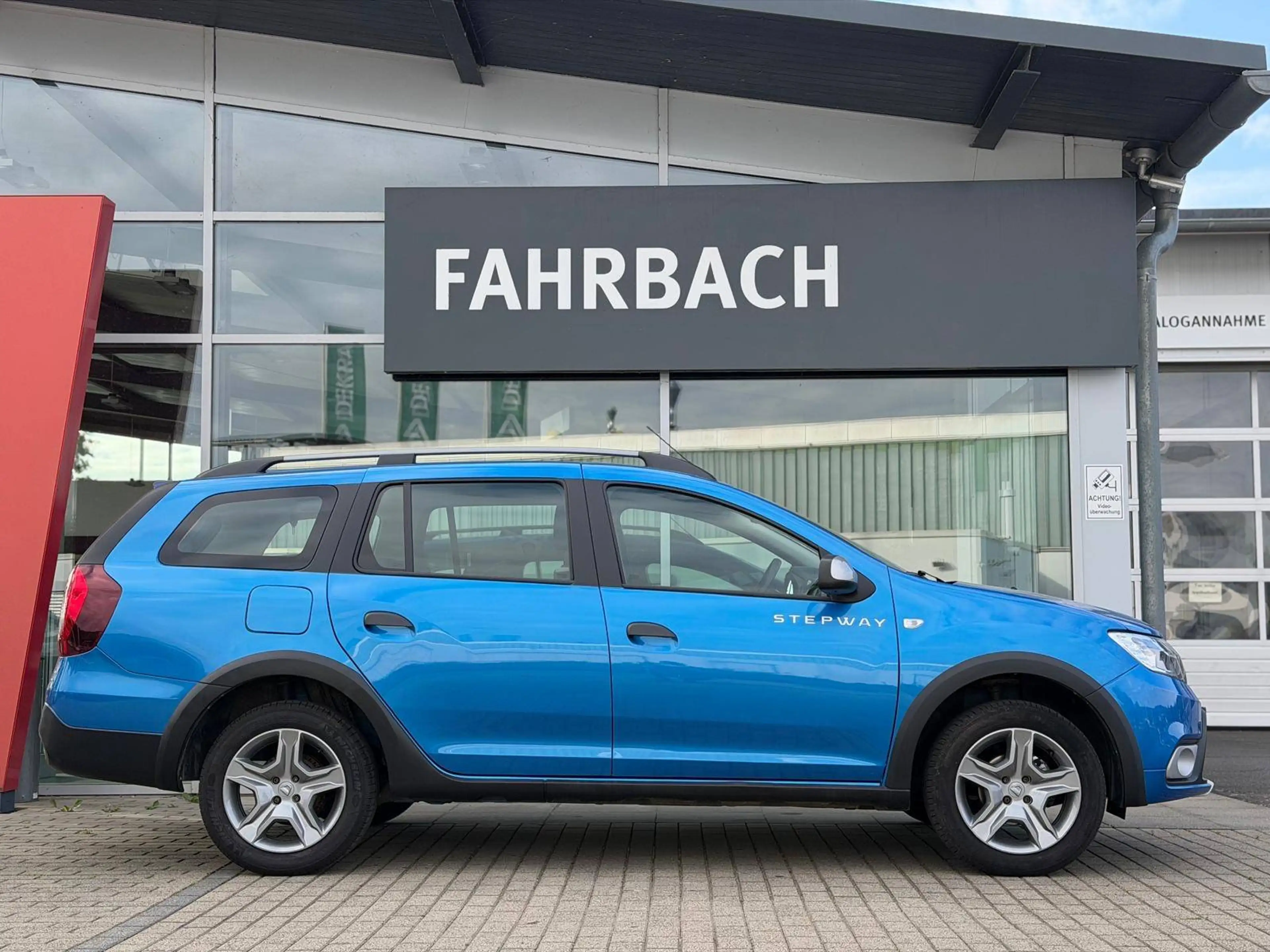 Dacia Logan Stepway — photo 16