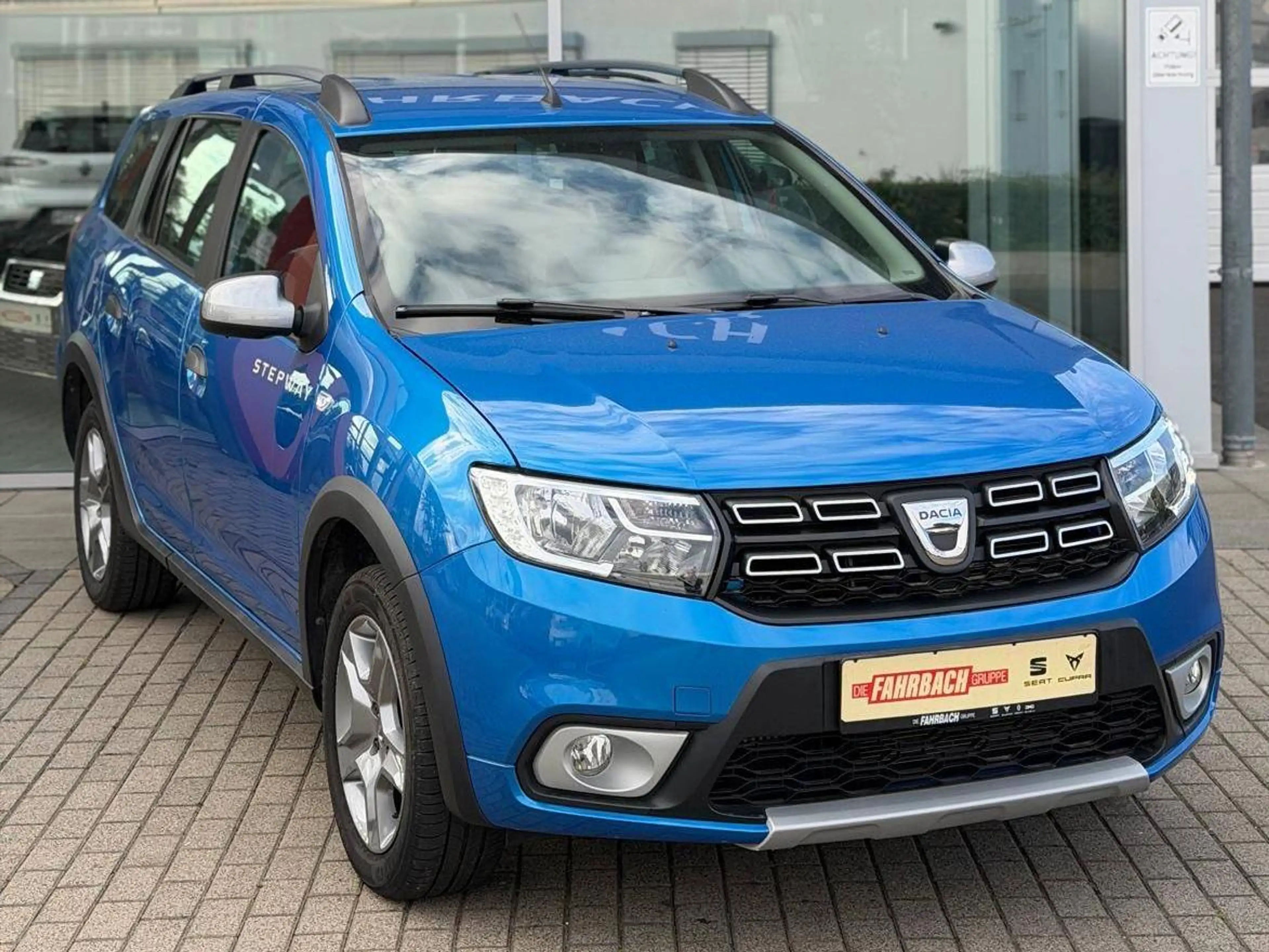 Dacia Logan Stepway — photo 21