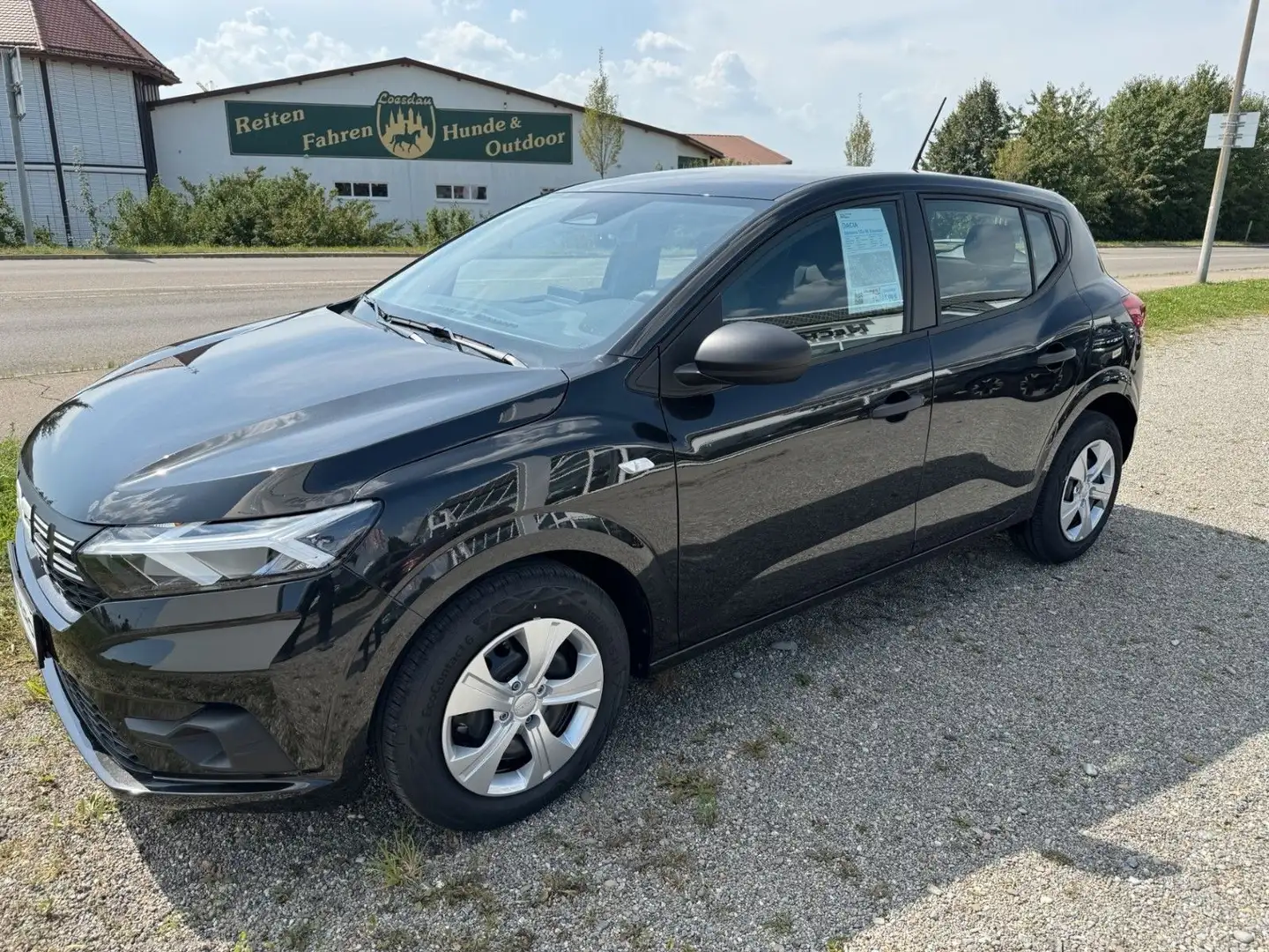 Dacia Sandero III Essential TCe90 Schwarz - 1