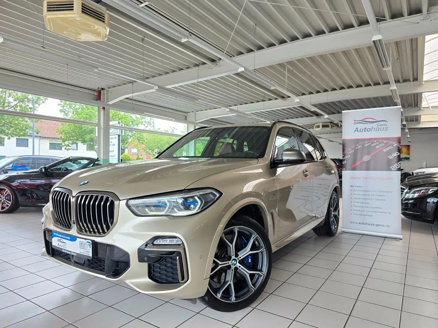 BMW X5 M d Kamera HUD "Sonderlackierung" Softclose Gold - 1