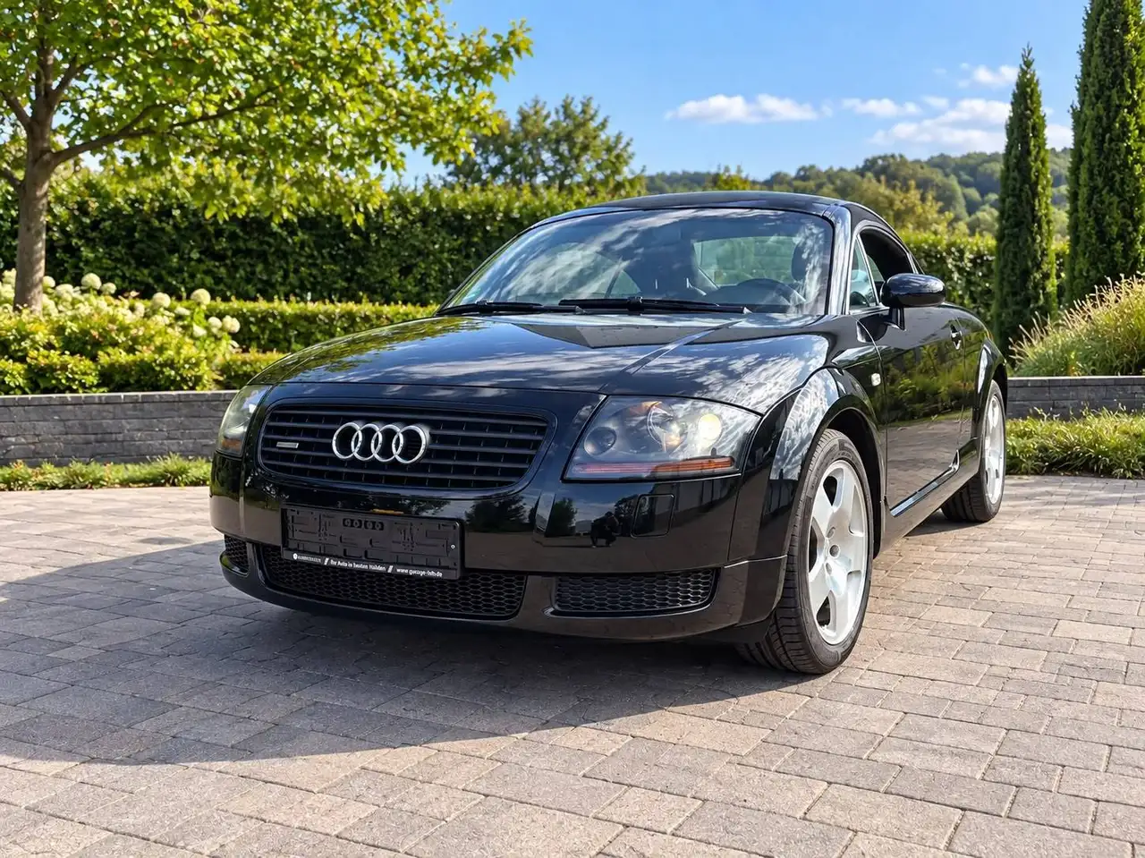 Audi TT Coupe 1.8 T quattro, foto 1