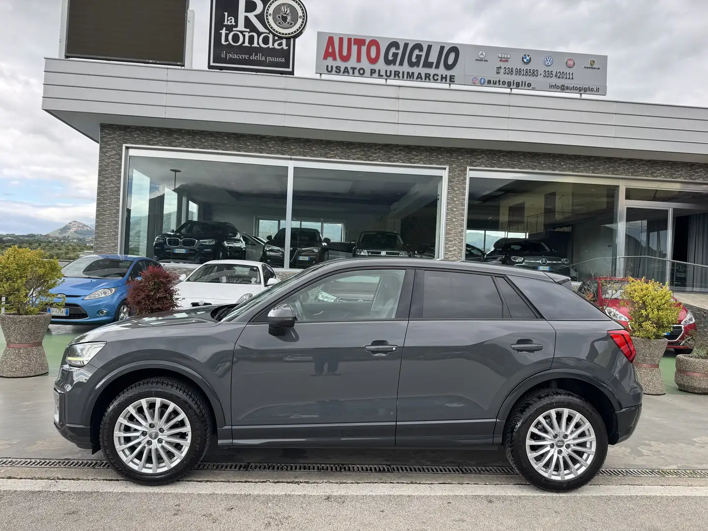 Audi Q2 Q2 30 1.6 tdi Admired s-tronic Gris - 1