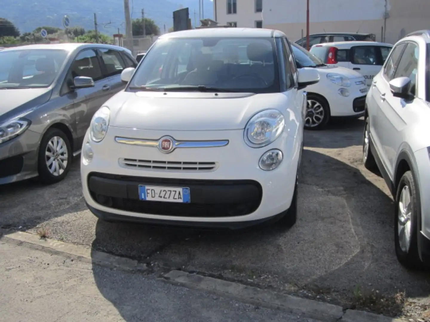 Fiat 500L 1.3 Multijet 85 CV Lounge Wit - 1