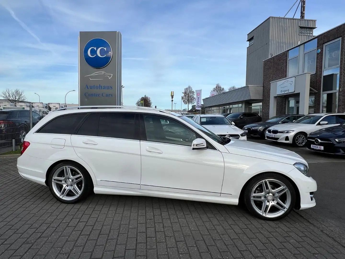 Mercedes-Benz C 180 T Avantgarde AMG Sport Paket PTS-e.klappe Weiß - 1