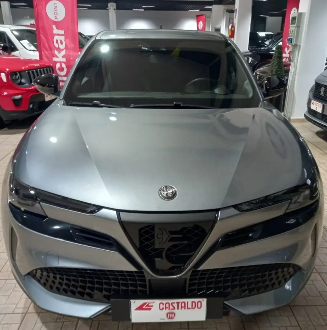 Alfa Romeo Junior 1.2 136 CV Hybrid eDCT6 Speciale Grau - 1