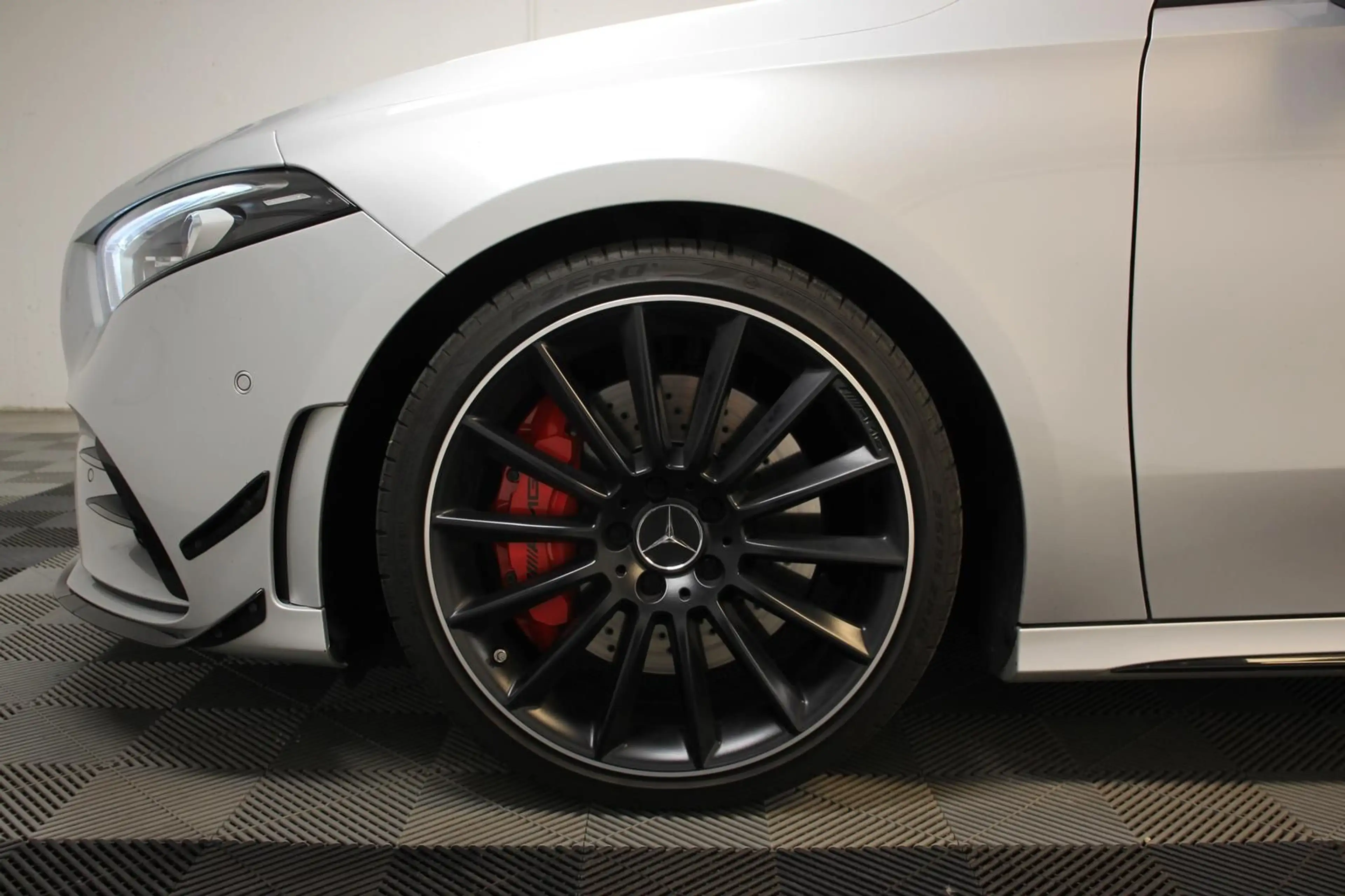 Mercedes-Benz A 35 AMG LIM. 4M. *KAMERA*NAVI*AERODY*NIGHT*DAB* — photo 5