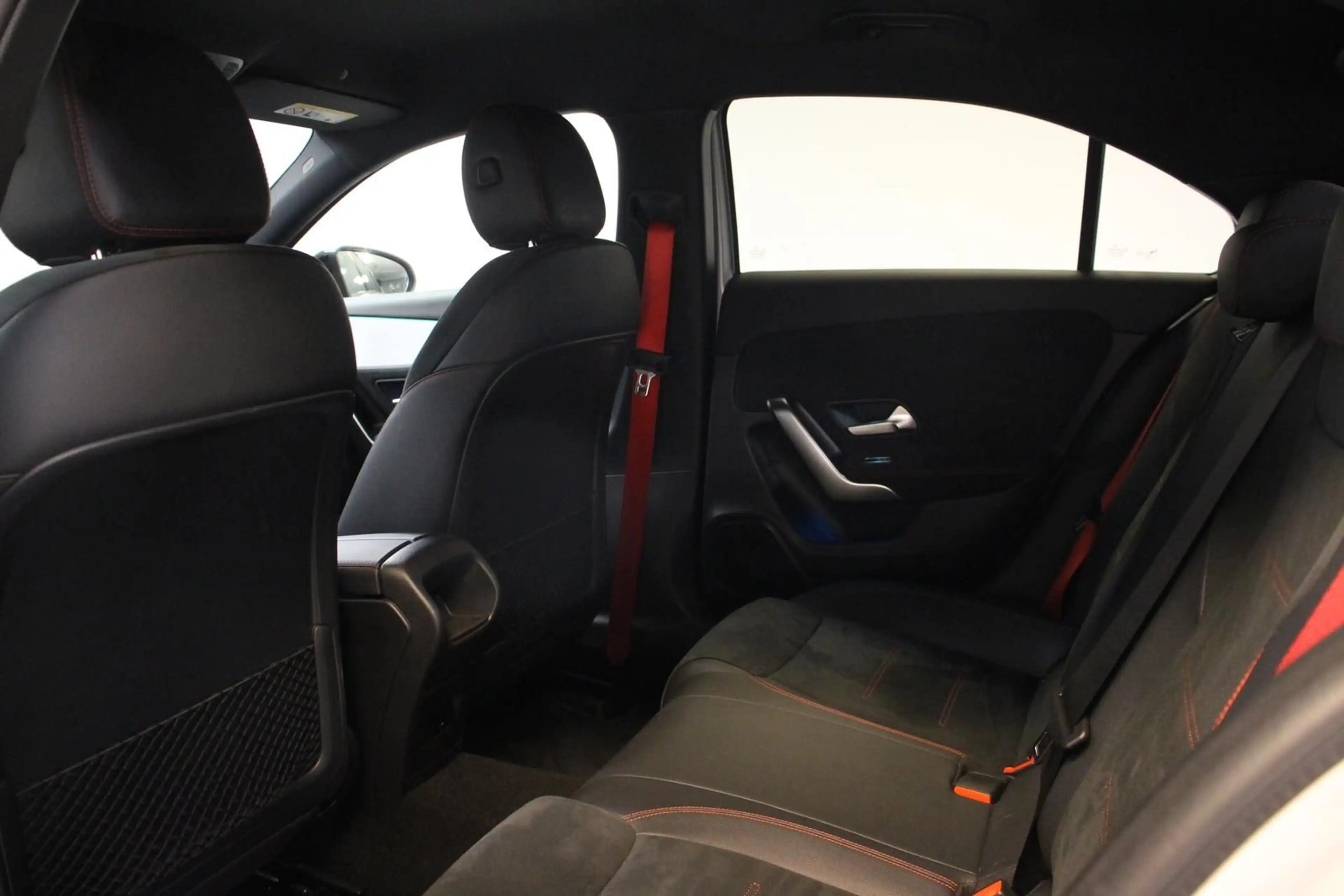 Mercedes-Benz A 35 AMG LIM. 4M. *KAMERA*NAVI*AERODY*NIGHT*DAB* — photo 14