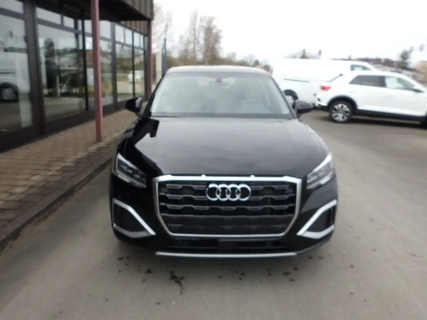 Audi Q2 30 TFSI advanced Schwarz - 2