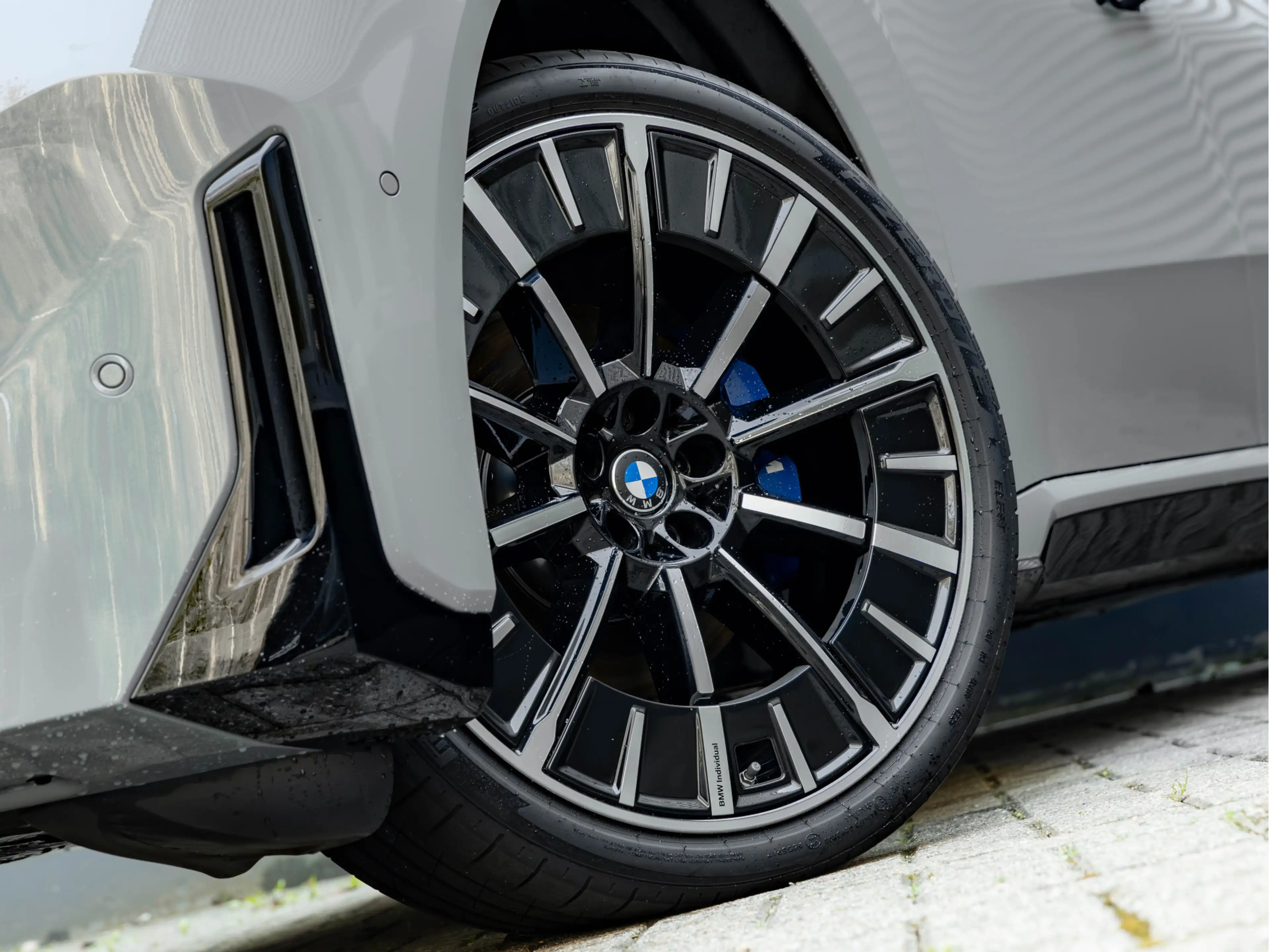 BMW iX3 50 xDrive - M-Sport - Pano - Highway Assistant - I — photo 11