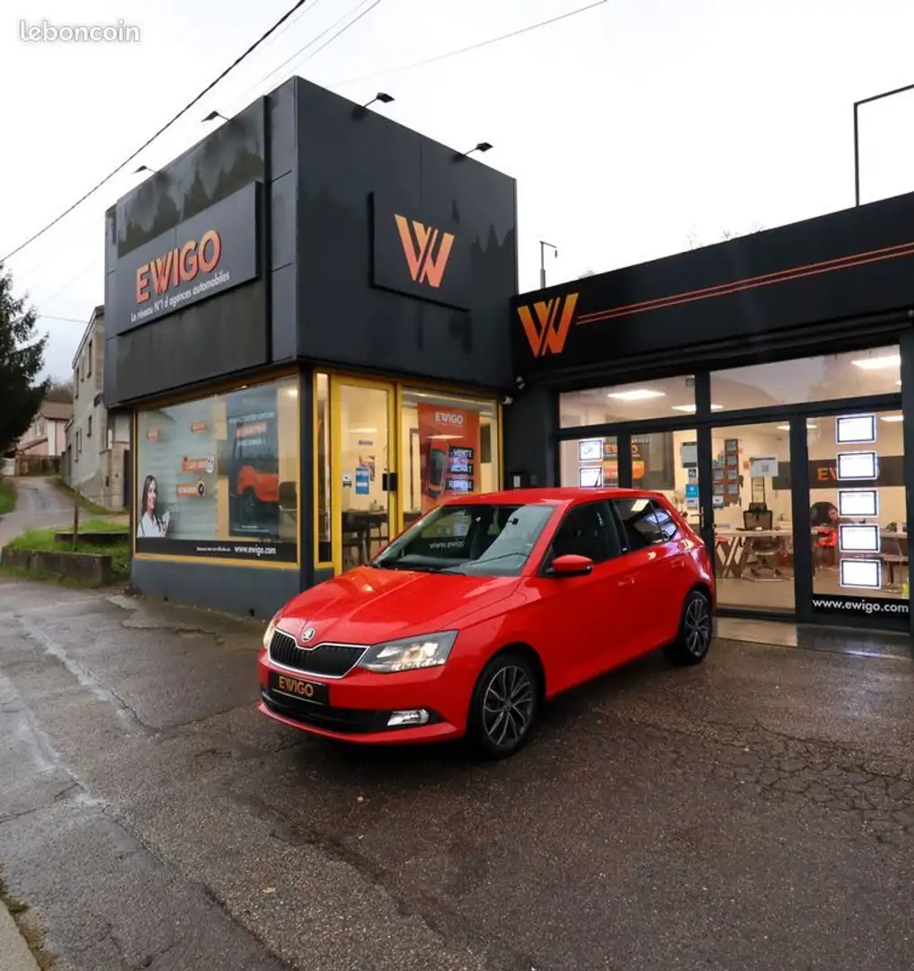 Skoda Fabia 1.2 tsi 90 ch greentec tour-de-france Rouge - 1