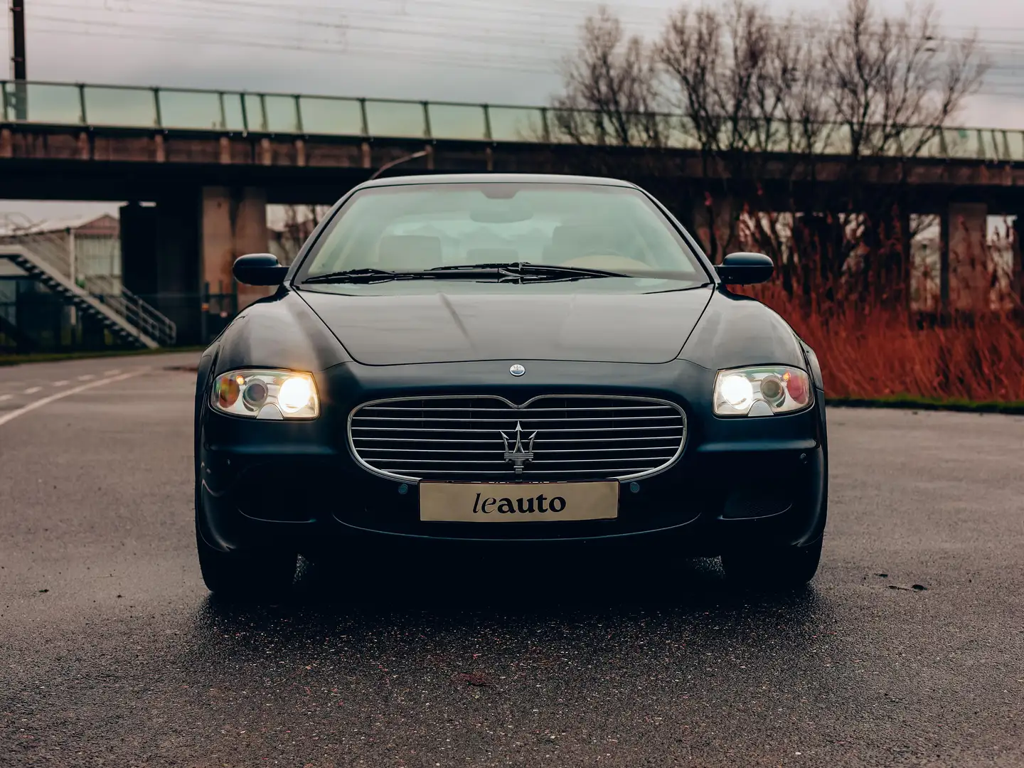 Maserati Quattroporte 4.2 V8 ZF Blau - 2