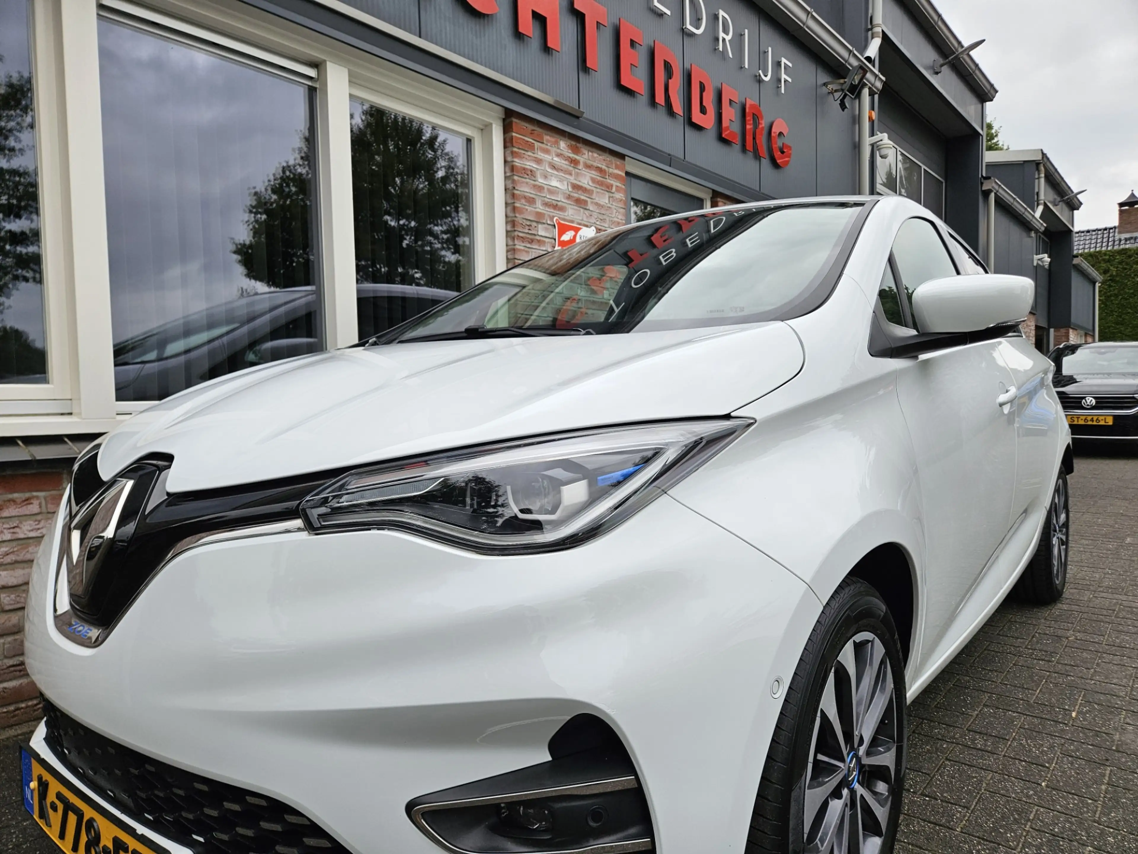 Renault ZOE R135 Intens 52 kWh Koopaccu! SOH 94%! LED! Camera! — photo 9