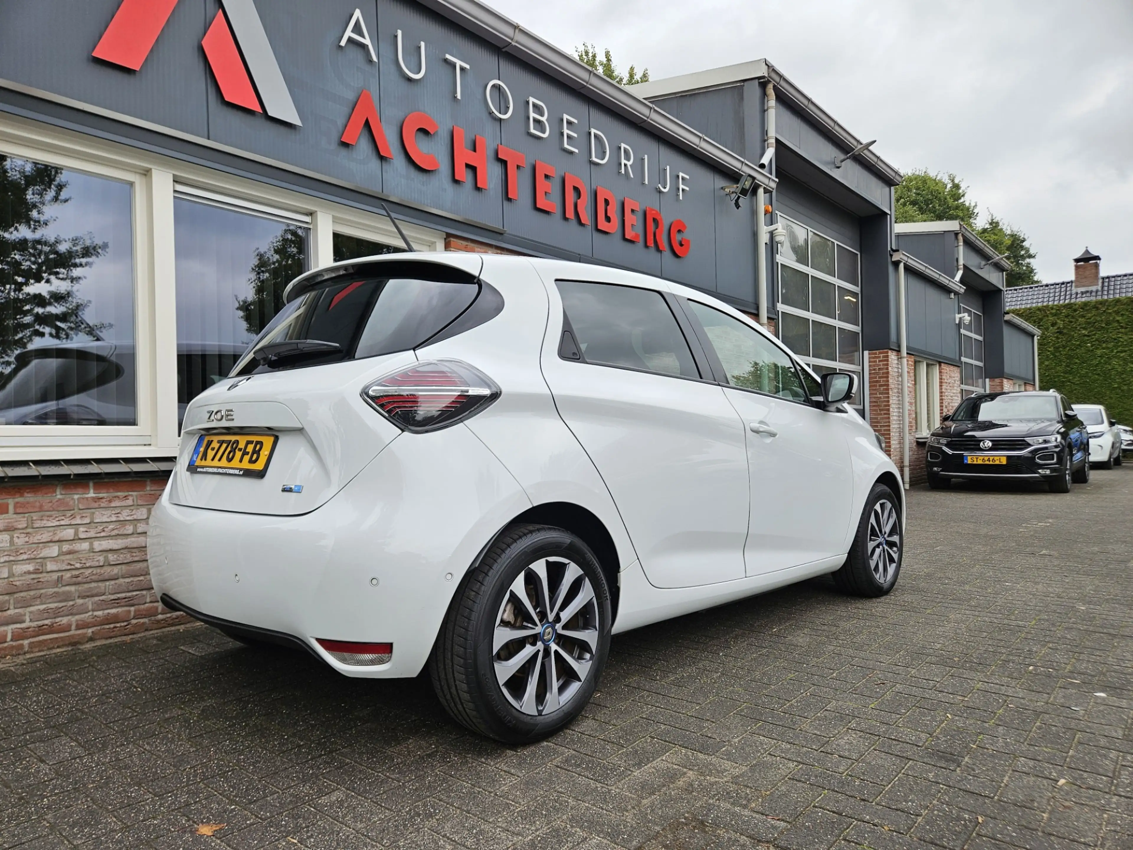 Renault ZOE R135 Intens 52 kWh Koopaccu! SOH 94%! LED! Camera! — photo 13