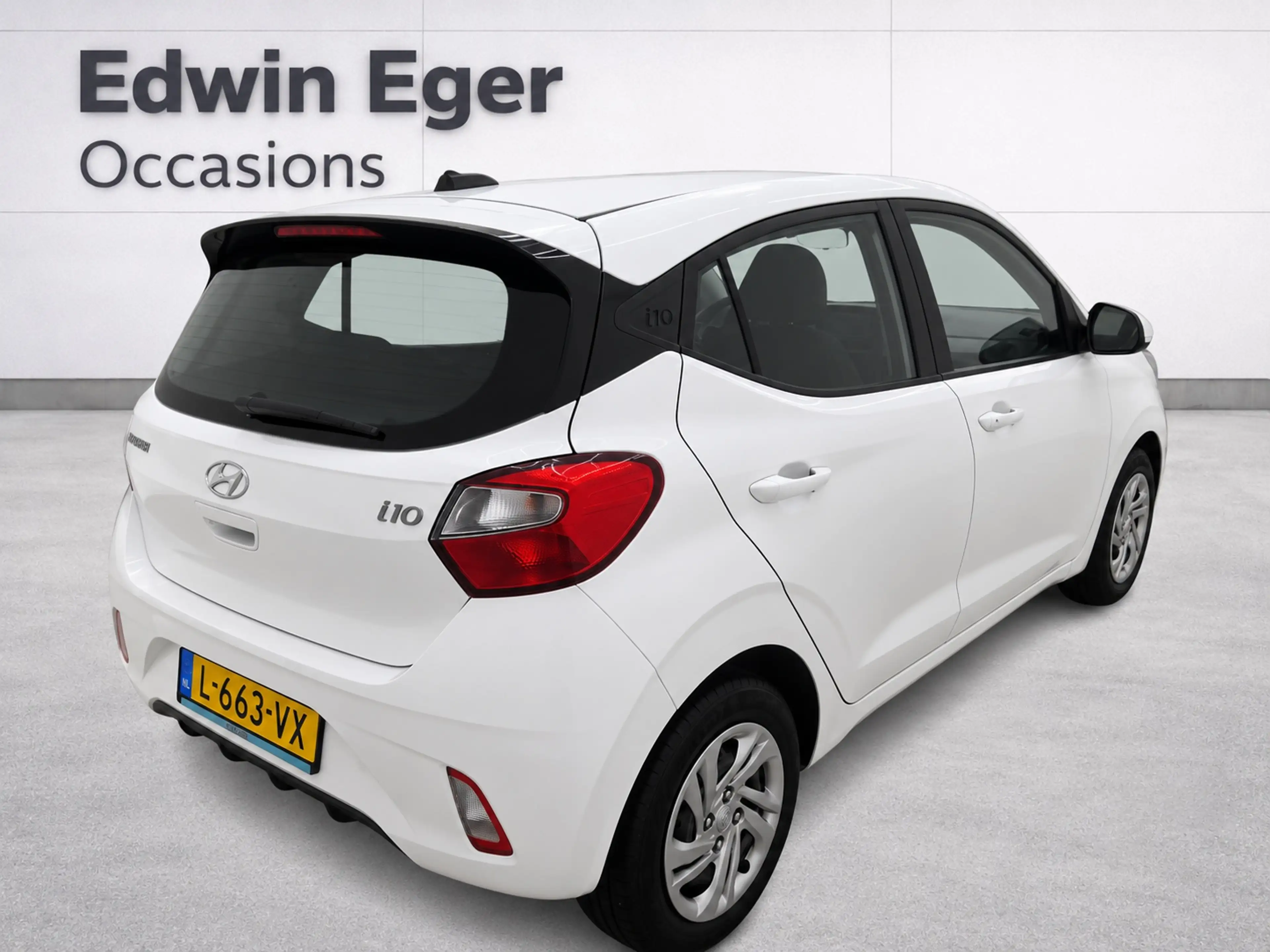 Hyundai i10 1.0 Comfort | Apple Carplay/Android | Cruise contr — photo 2
