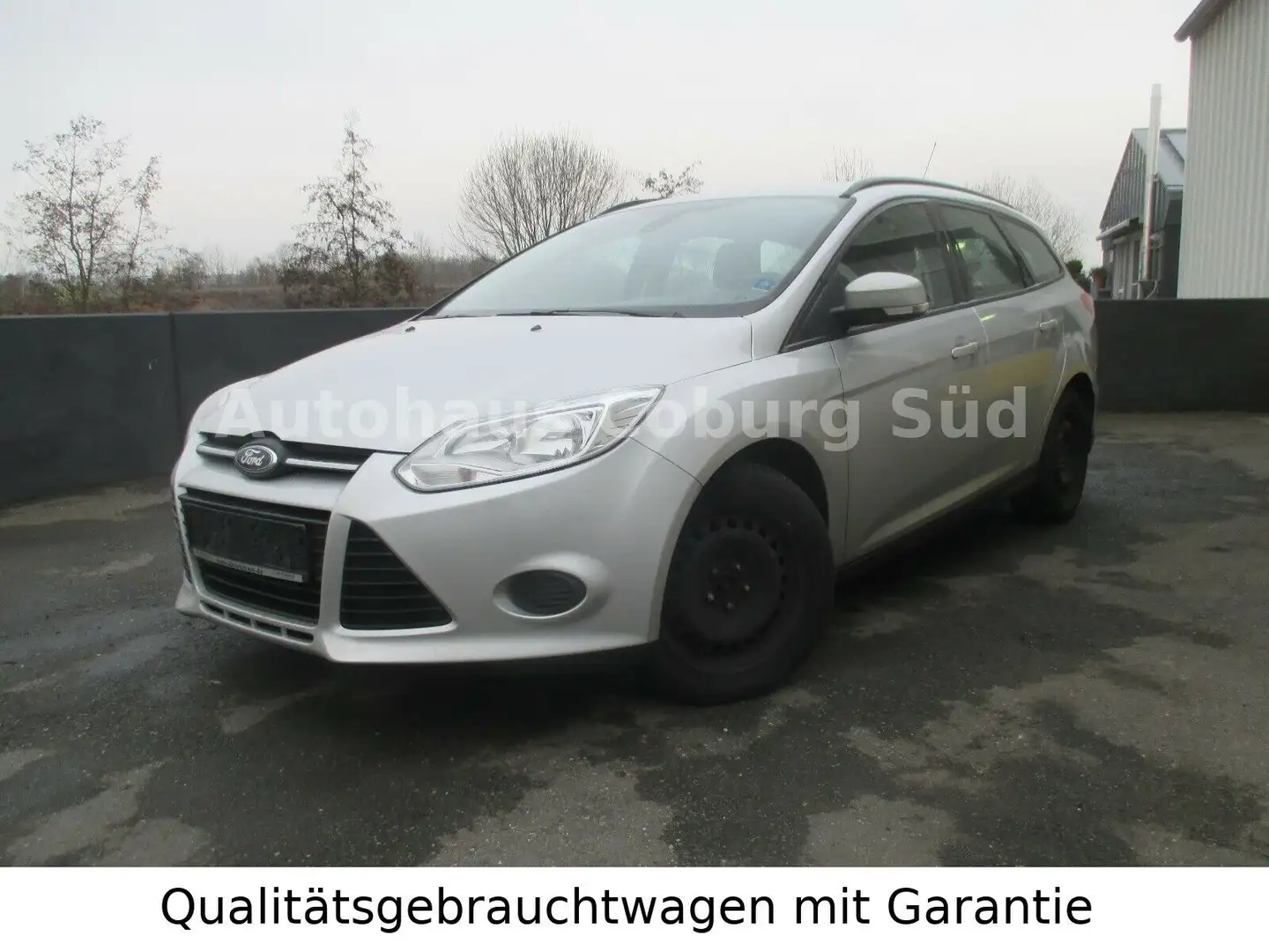 Ford Focus Turnier Trend NAVI PDC KLIMA AHK Zilver - 2