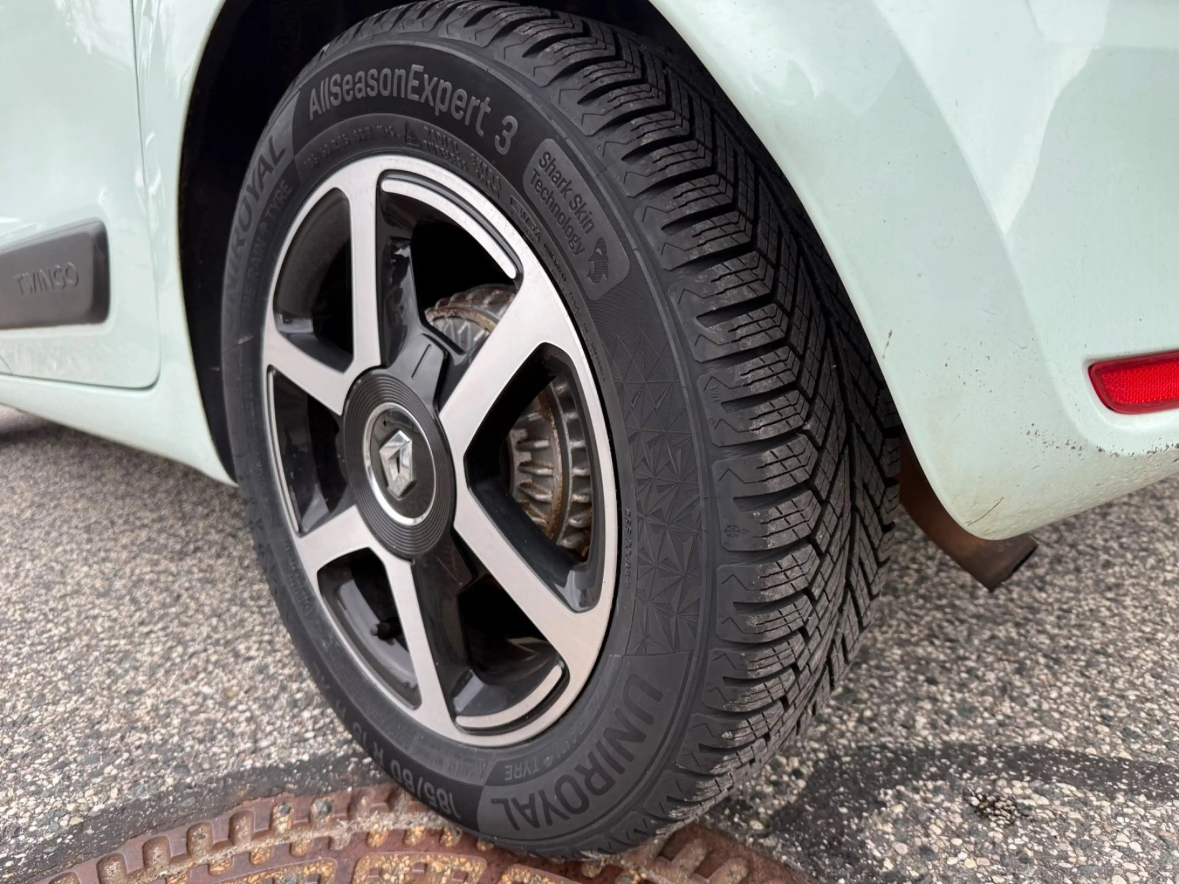 Renault Twingo Limited REIFEN NEU — photo 7