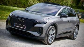 S line | 82 Kwh | Garantie 07/2027 | FULL options