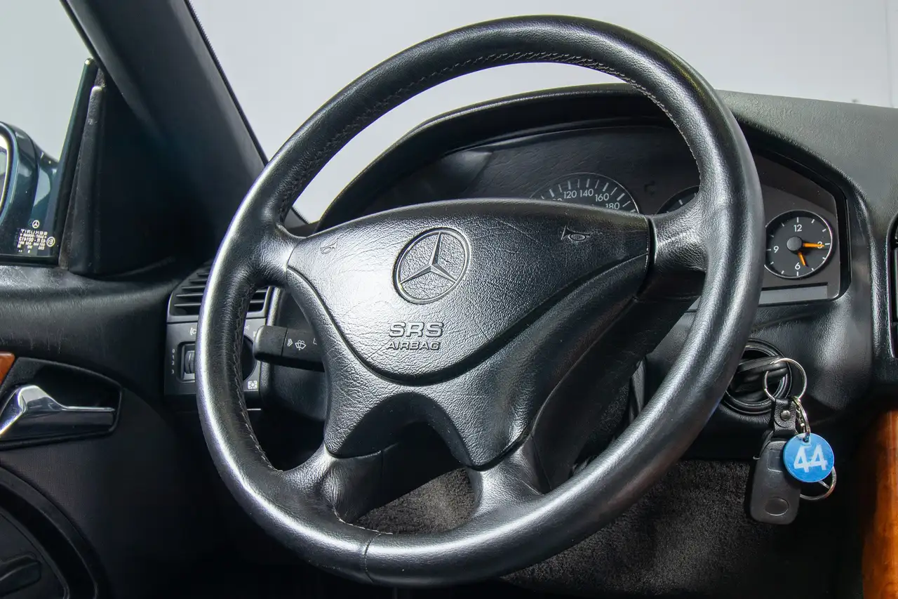 Mercedes-Benz SL 320 V6, foto 4