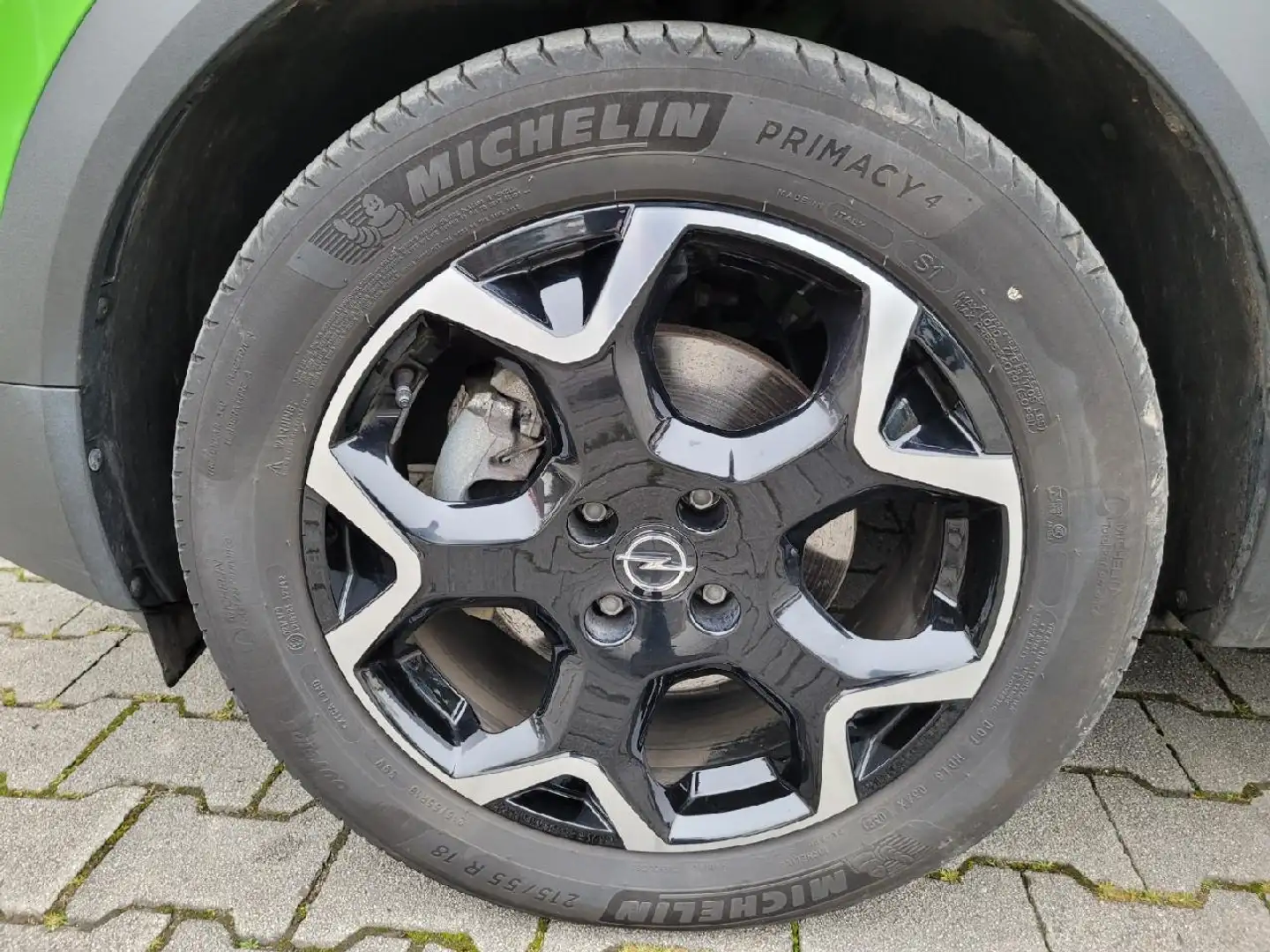 Opel Mokka-E e Ultimate Grün - 2