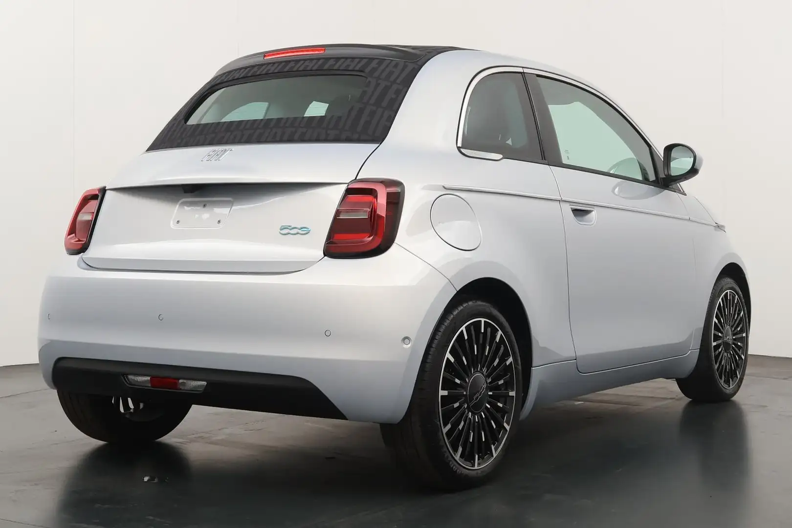 Fiat 500 118pk La Prima 42 kWh | Van €39.690.- Voor €38.690 - 2