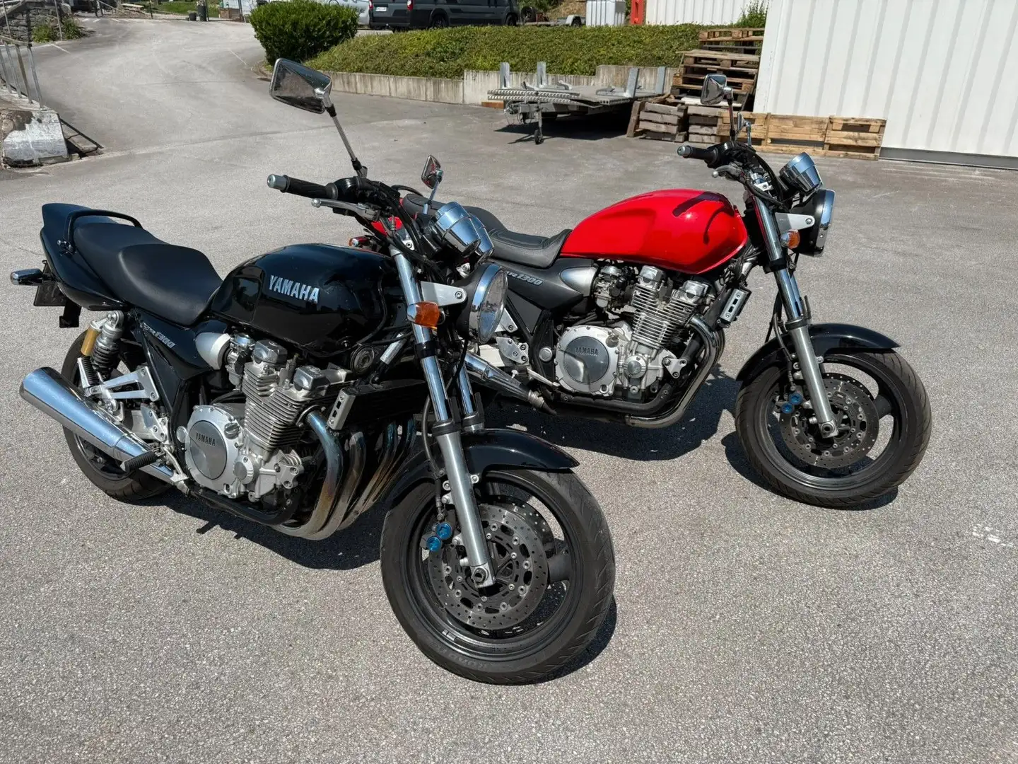 Yamaha XJR 1300 Großer Motorrad  Abverkauf !!! Schwarz - 2