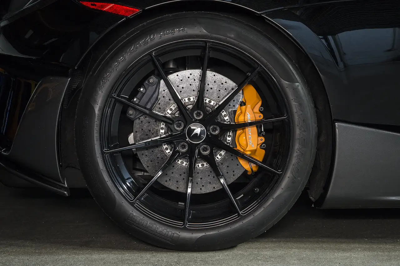 McLaren 600LT fotografie McLaren 600LT