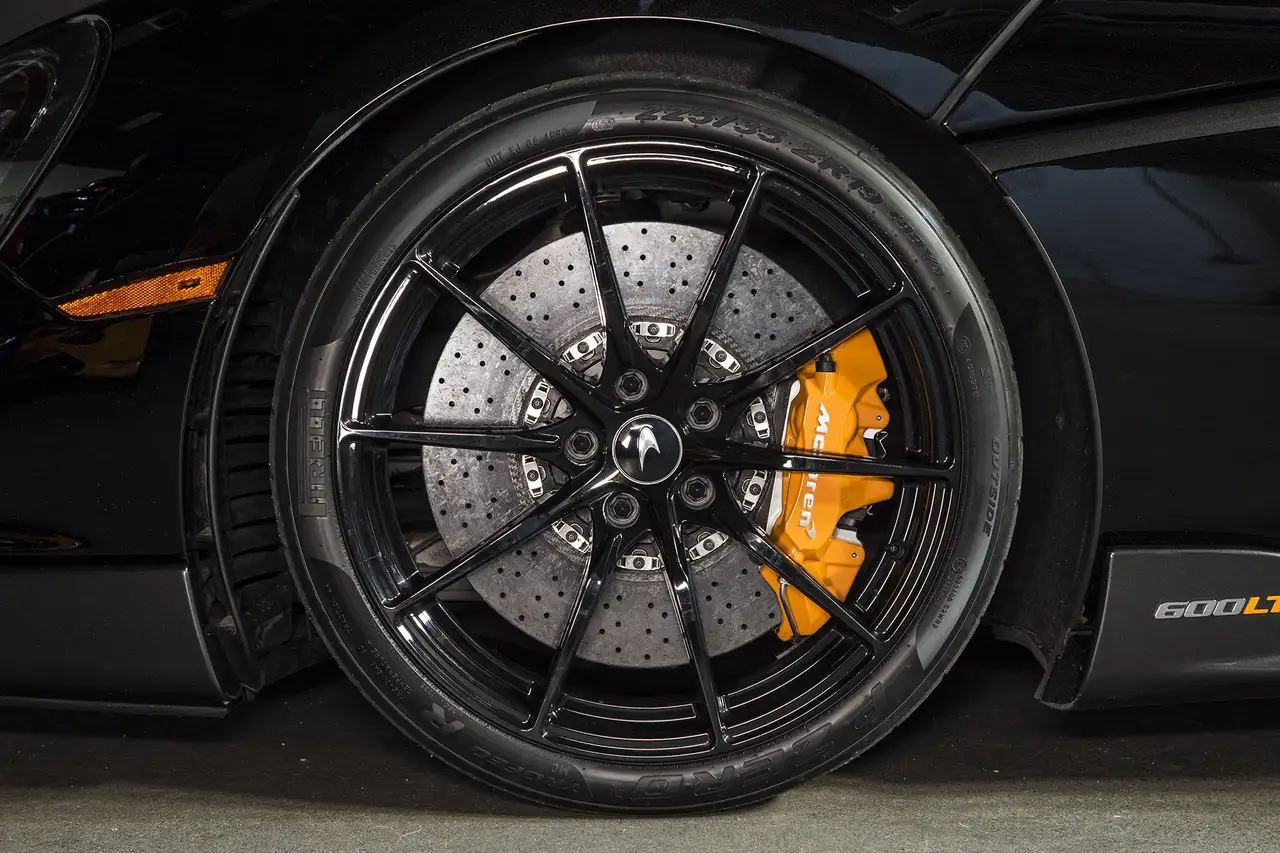 McLaren 600LT fotografie McLaren 600LT