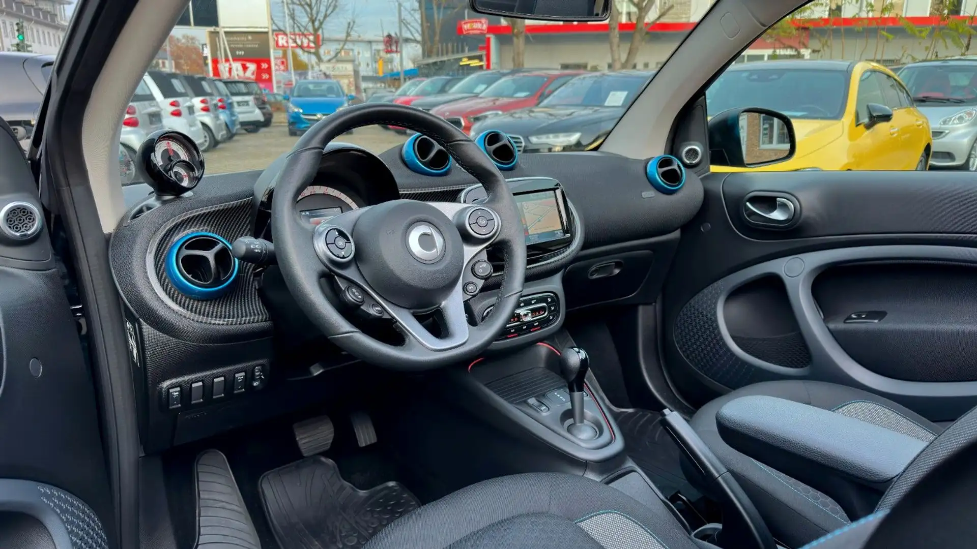 smart forTwo Cabrio EQ 60kW! 22kW-BOARDLADER! CARBON! R-CAM! Silber - 2