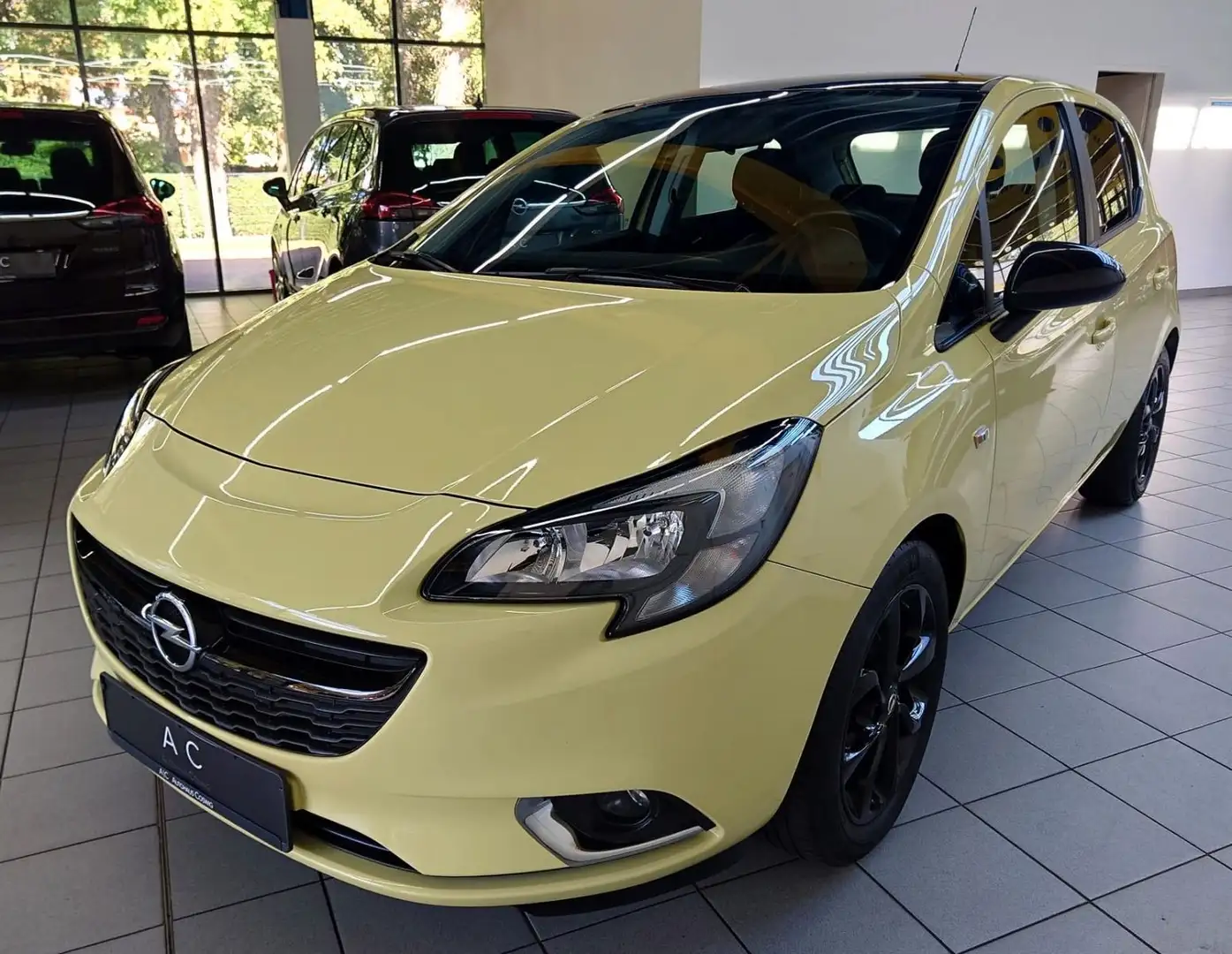Opel Corsa E Color Edition,1.Hand - 1