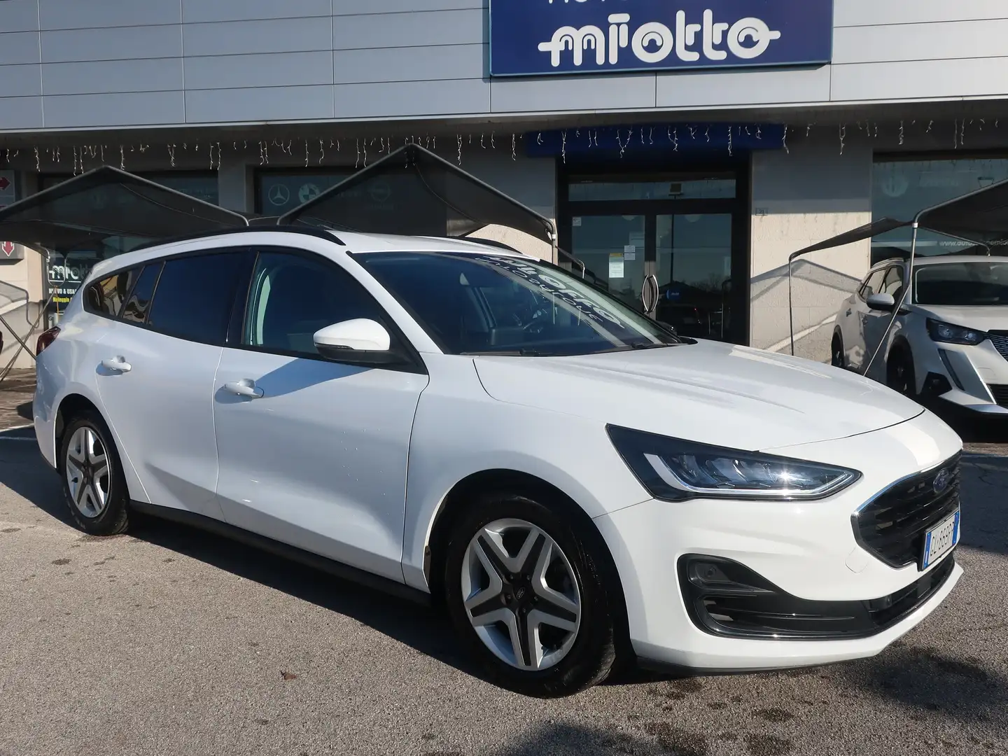 Ford Focus Focus V SW 1.5 ecoblue Busin. 120cv co-pilot auto Bianco - 2