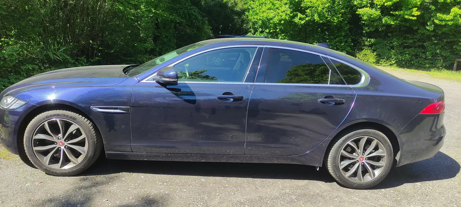 Jaguar XF XF Diesel 30d Aut. Prestige Blue - 1
