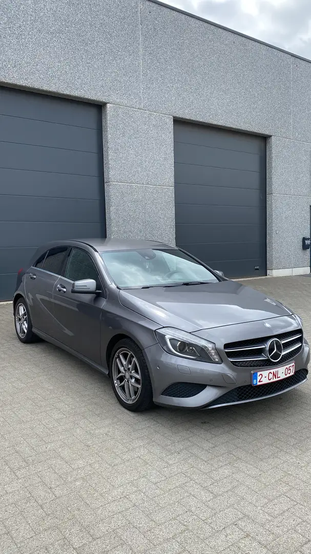 Mercedes-Benz A 180 A180 Grijs - 1