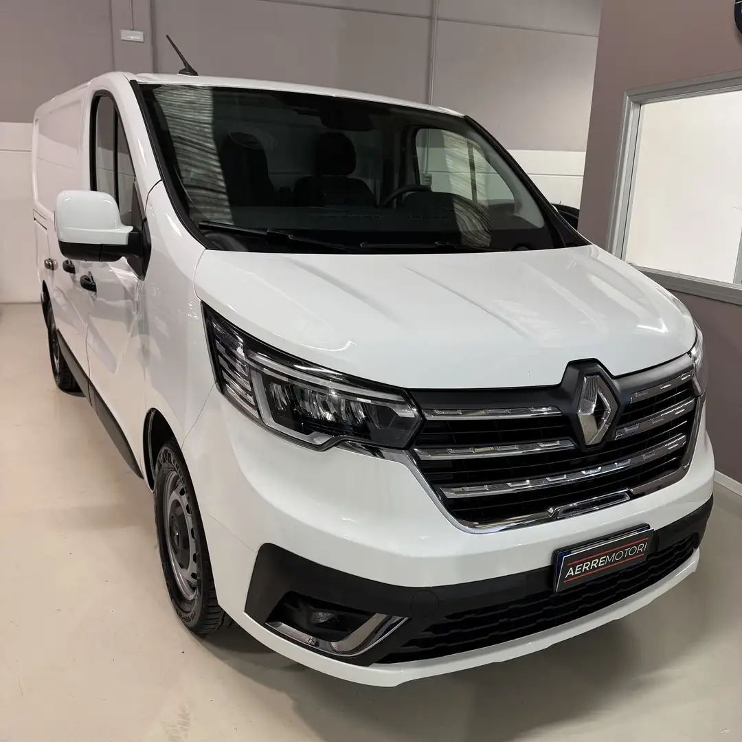 Renault Trafic Trafic T28 FG TA Advanced 2.0 dCi 150 CV Weiß - 2