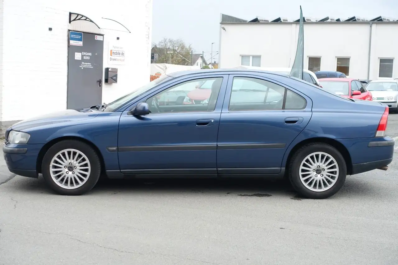 Volvo S60 Lim. 2.4*AUTOMATIK*KLIMA*SHZ*TEMPOMAT*TÜV+SE, foto 5
