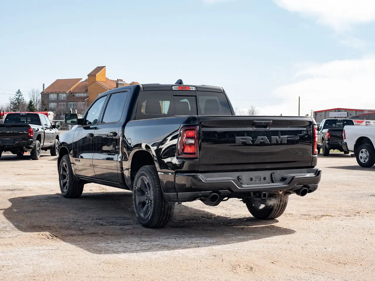 RAM 1500 photo RAM 1500