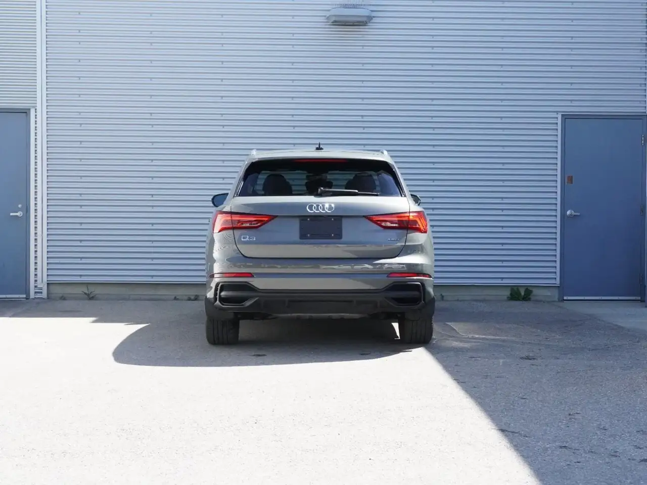 Audi Q3 снимка Audi Q3
