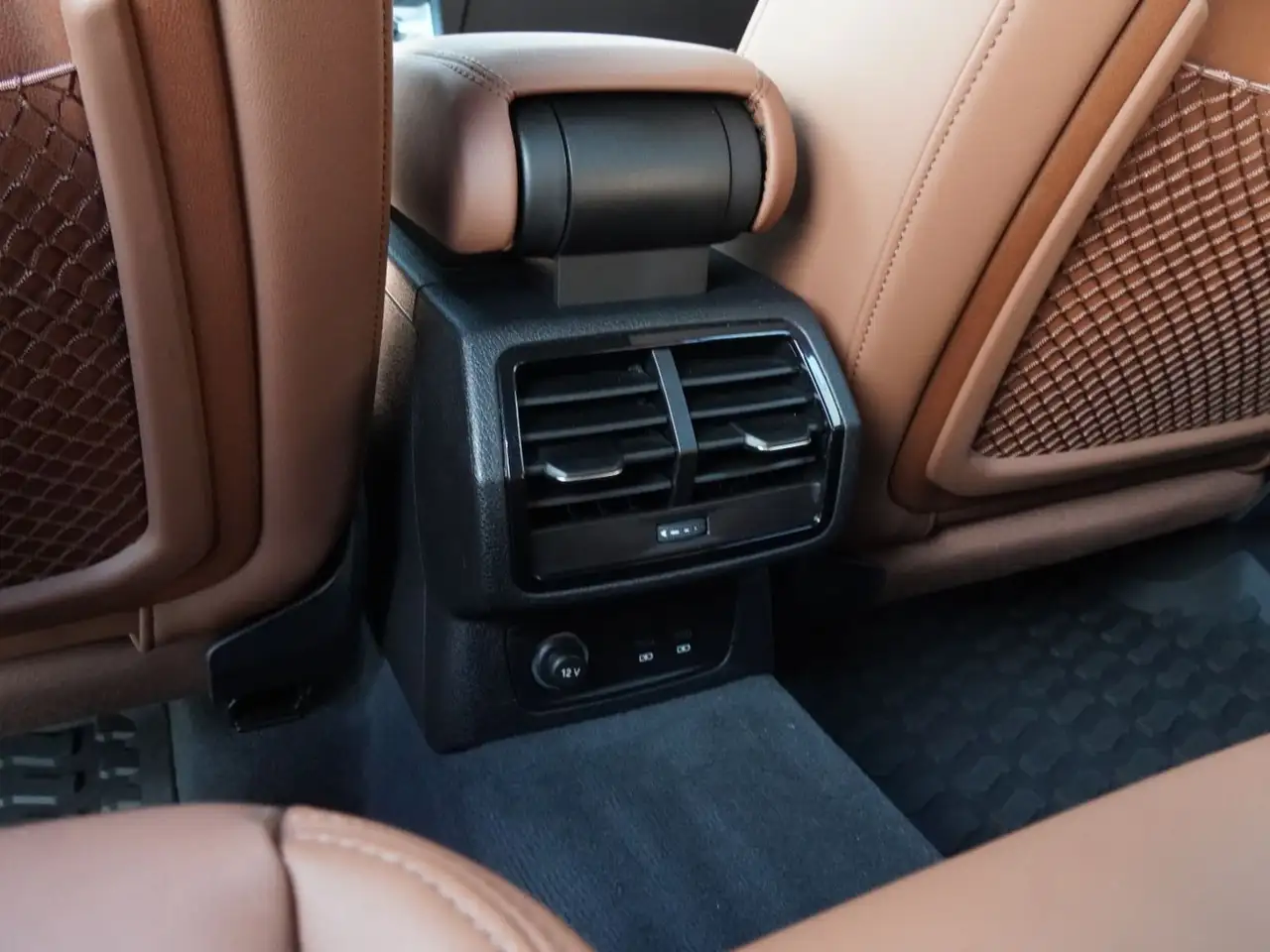 Audi Q3 снимка Audi Q3