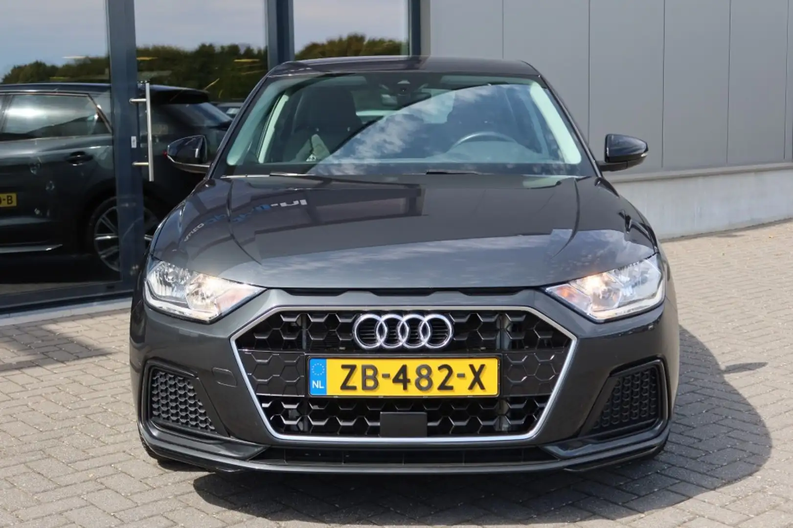 Audi A1 30 TFSI epic AUTOMAAT 116pk NAVI, Virtual Cockpit, Grau - 2
