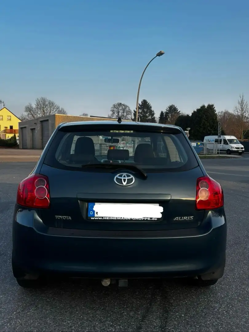 Toyota Auris 1.6 VVT-i Sol - 2