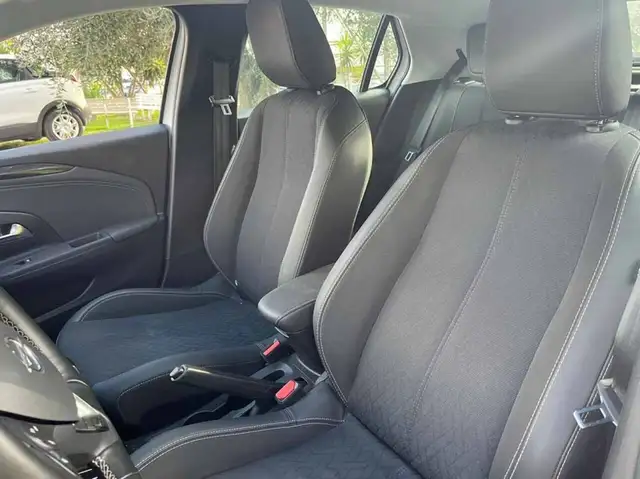 Opel Corsa view 11