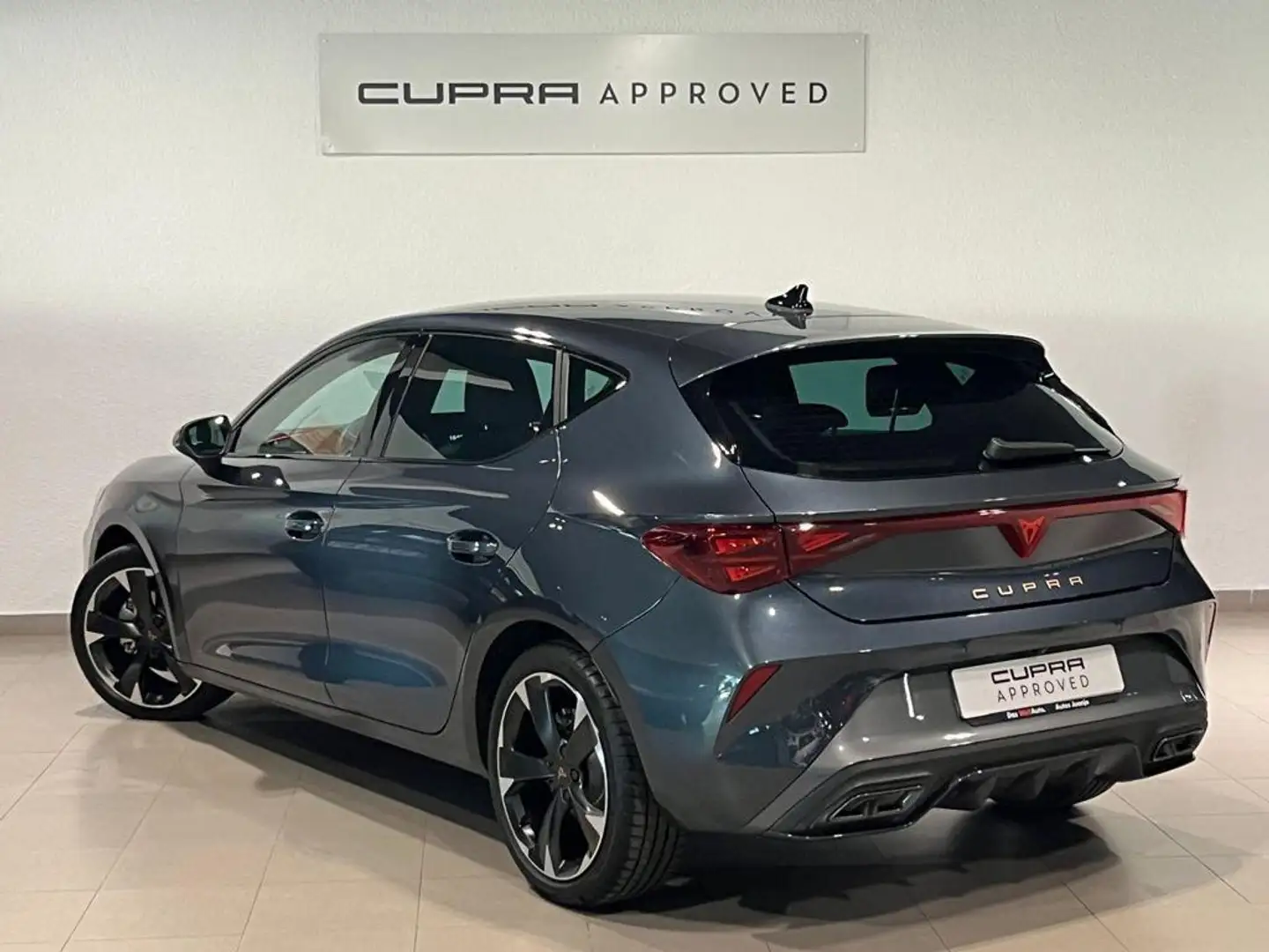 CUPRA Leon 1.5 TSI 110 Gris - 2