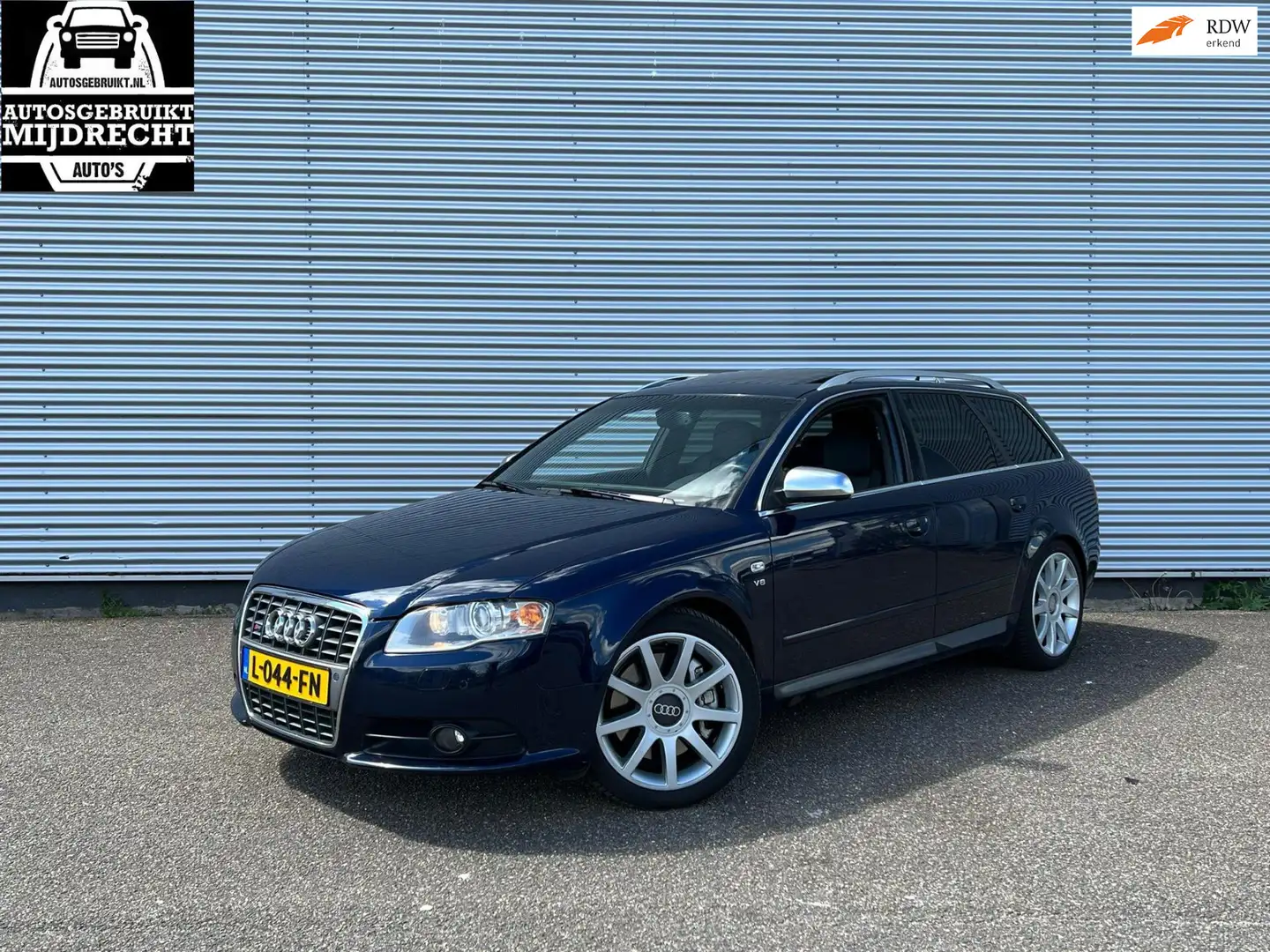 Audi A4 Avant 4.2 V8 S4 quattro / Navi / Cruise / Pano / Y Albastru - 1