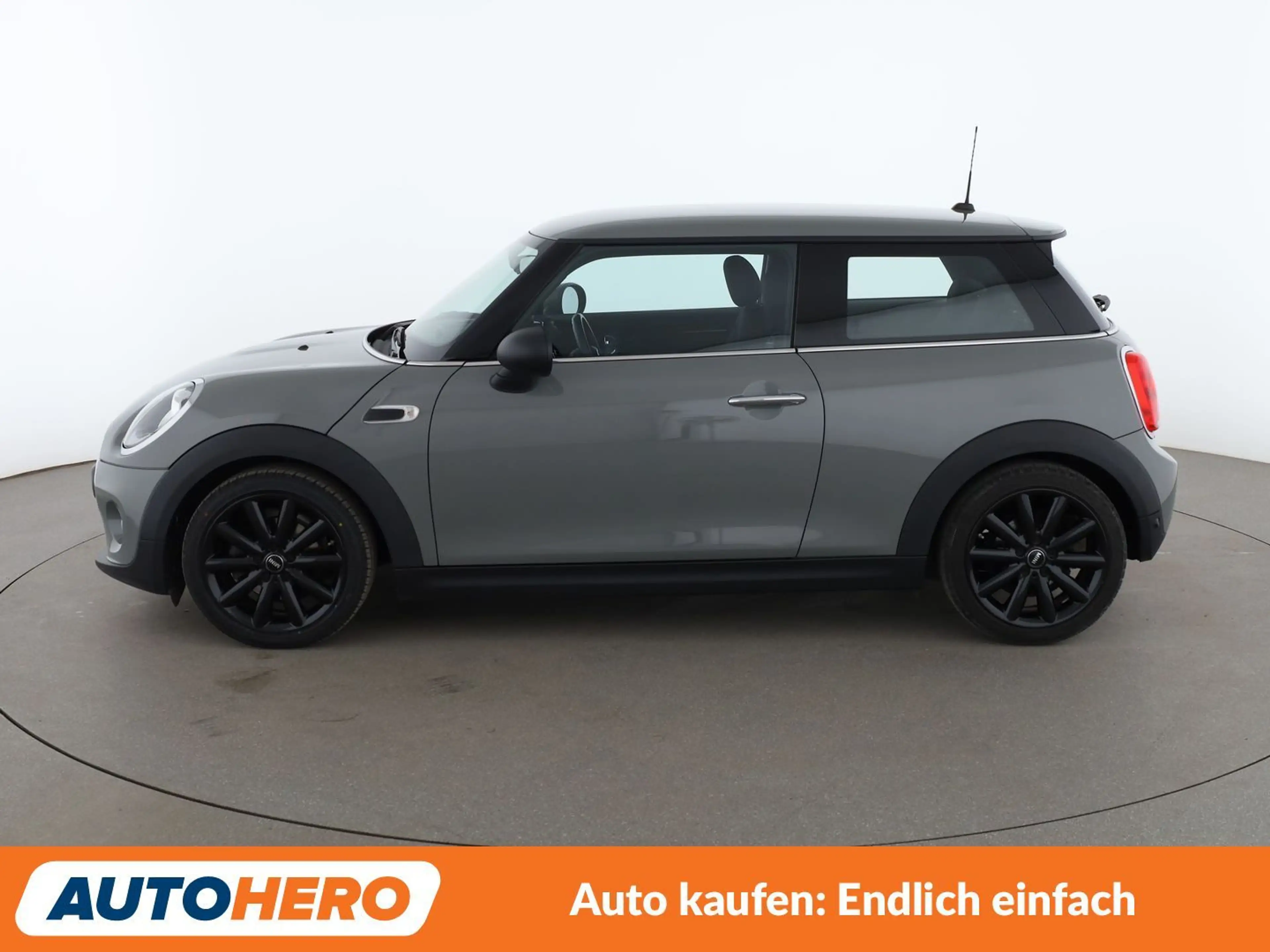MINI One One Blackyard *PDC*SHZ*KLIMA*GARANTIE* — photo 3