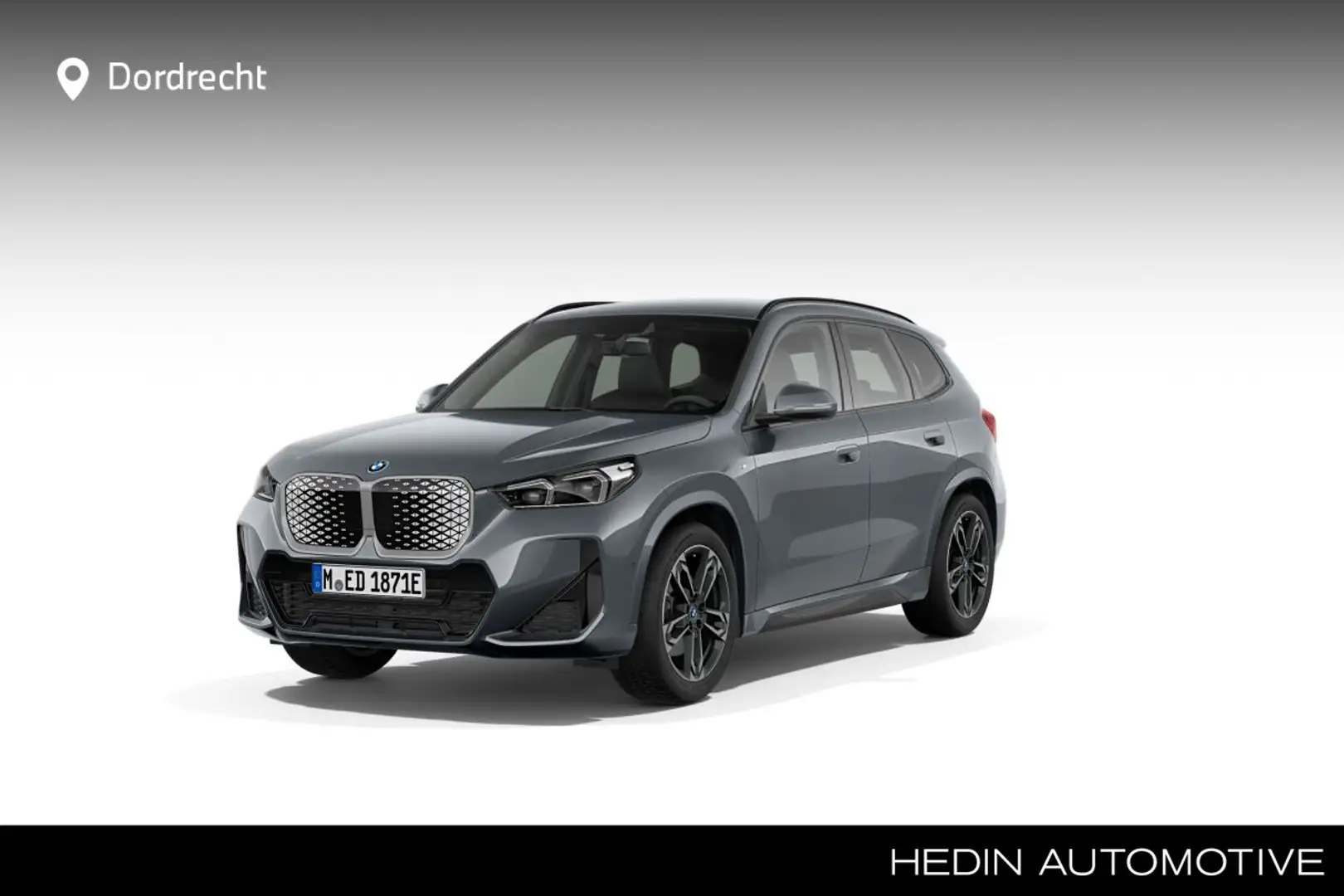 BMW iX1 eDrive20 67 kWh | 19 Inch | M-Sportpakket | Premiu Stříbrná - 1